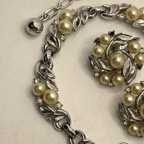 Crown Trifari pat pending faux pearl silver tone rhinestone necklace & earrings